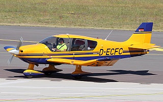 Bild: 20011 Fotograf: Frank Airline: Privat Flugzeugtype: Robin DR.500