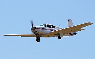 Bild: 20003 Fotograf: Frank Airline: Privat Flugzeugtype: Mooney M20