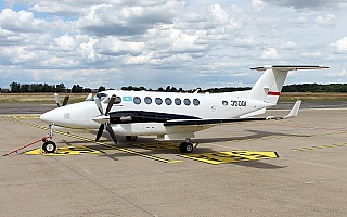 Bild: 20120 Fotograf: Frank Airline: Kazakhstan Border Guard Flugzeugtype: Beechcraft B300 King Air 350i