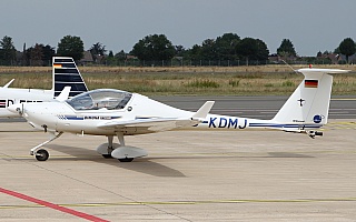 Bild: 20349 Fotograf: Frank Airline: Privat Flugzeugtype: Diamond Aircraft HK36 TTC-115 Super Dimona