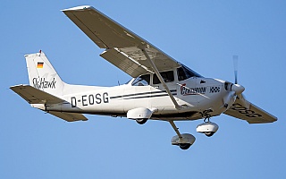 Bild: 20429 Fotograf: Uwe Bethke Airline: Hanseatischer Fliegerclub Hamburg e.V. Flugzeugtype: Cessna 172R Skyhawk II