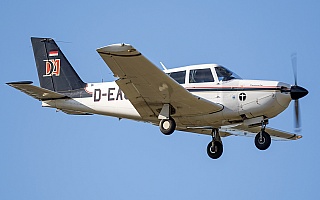 Bild: 20430 Fotograf: Uwe Bethke Airline: Privat Flugzeugtype: Piper PA-24-260 Comanche C