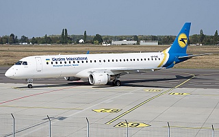 Bild: 20437 Fotograf: Uwe Bethke Airline: Ukraine International Airlines Flugzeugtype: Embraer 190-200 IGW