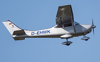 Bild: 20443 Fotograf: Uwe Bethke Airline: Privat Flugzeugtype: Cessna 182 Skylane