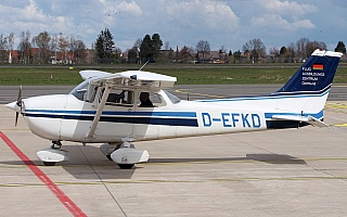 Bild: 21048 Fotograf: Frank Airline: Flugausbuldungszentrum Dortmund Flugzeugtype: Reims Aviation Reims-Cessna F172N Skyhawk II