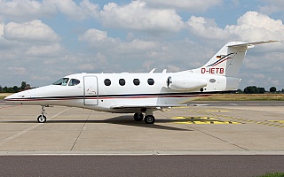 Bild: 21283 Fotograf: Frank Airline: Finow Air Service Flugzeugtype: Raytheon 390 Premier IA