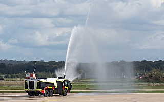 Bild: 21397 Fotograf: Uwe Bethke Airline: Flughafen Nutzfahrzeug Flugzeugtype: Flughafen Nutzfahrzeug