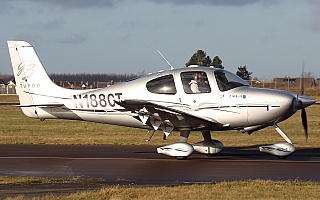 Bild: 21624 Fotograf: Frank Airline: Privat Flugzeugtype: Cirrus Design SR22 GTS G3 Turbo