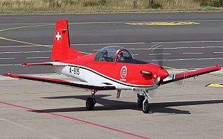 Bild: 22032 Fotograf: Frank Airline: Switzerland - Air Force Flugzeugtype: Pilatus PC-7