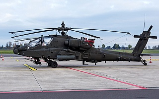 Bild: 23561 Fotograf: Uwe Bethke Airline: USA - Army Flugzeugtype: Boeing AH-64E Apache