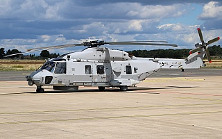 Bild: 23212 Fotograf: Yannick146 Airline: Deutsche Marine Flugzeugtype: NH Industries NH90 NTH Sea Lion