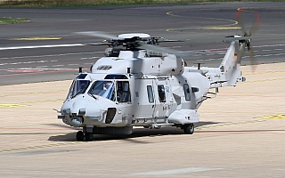 Bild: 23213 Fotograf: Yannick146 Airline: Deutsche Marine Flugzeugtype: NH Industries NH90 NTH Sea Lion