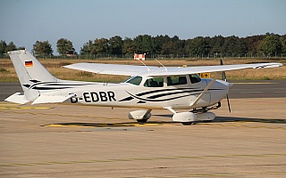 Bild: 23428 Fotograf: Yannick146 Airline: Privat Flugzeugtype: Reims Aviation Reims-Cessna F172P Skyhawk II
