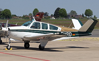 Bild: 24239 Fotograf: Frank Airline: Privat Flugzeugtype: Beechcraft V35B Bonanza