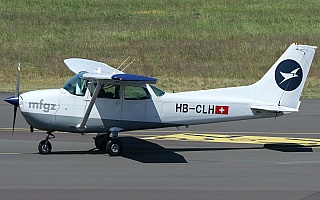 Bild: 24243 Fotograf: Frank Airline: Motorfluggruppe Zürich Flugzeugtype: Cessna 172P Skyhawk II