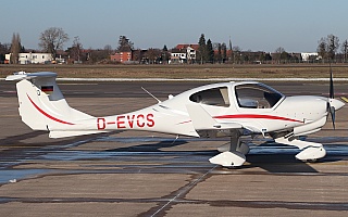 Bild: 25708 Fotograf: Frank Airline: Privat Flugzeugtype: Diamond Aircraft DA40 NG
