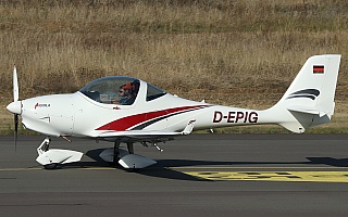 Bild: 26240 Fotograf: Frank Airline: Flight Center Hannover GmbH Flugzeugtype: Aquila A 210
