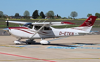 Bild: 25916 Fotograf: Yannick146 Airline: Privat Flugzeugtype: Cessna 182T Skylane