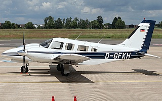 Bild: 25978 Fotograf: Frank Airline: Privat Flugzeugtype: Piper PA-34-220T Seneca III