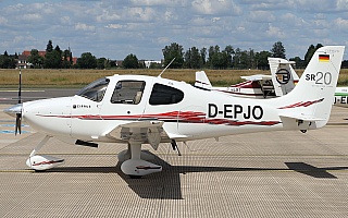 Bild: 26026 Fotograf: Frank Airline: Privat Flugzeugtype: Cirrus Design SR20 G3