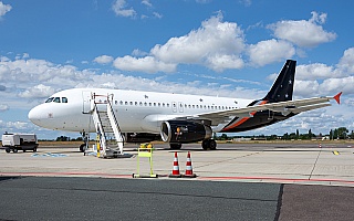 Bild: 26057 Fotograf: Uwe Bethke Airline: Titan Airways Flugzeugtype: Airbus A320-200